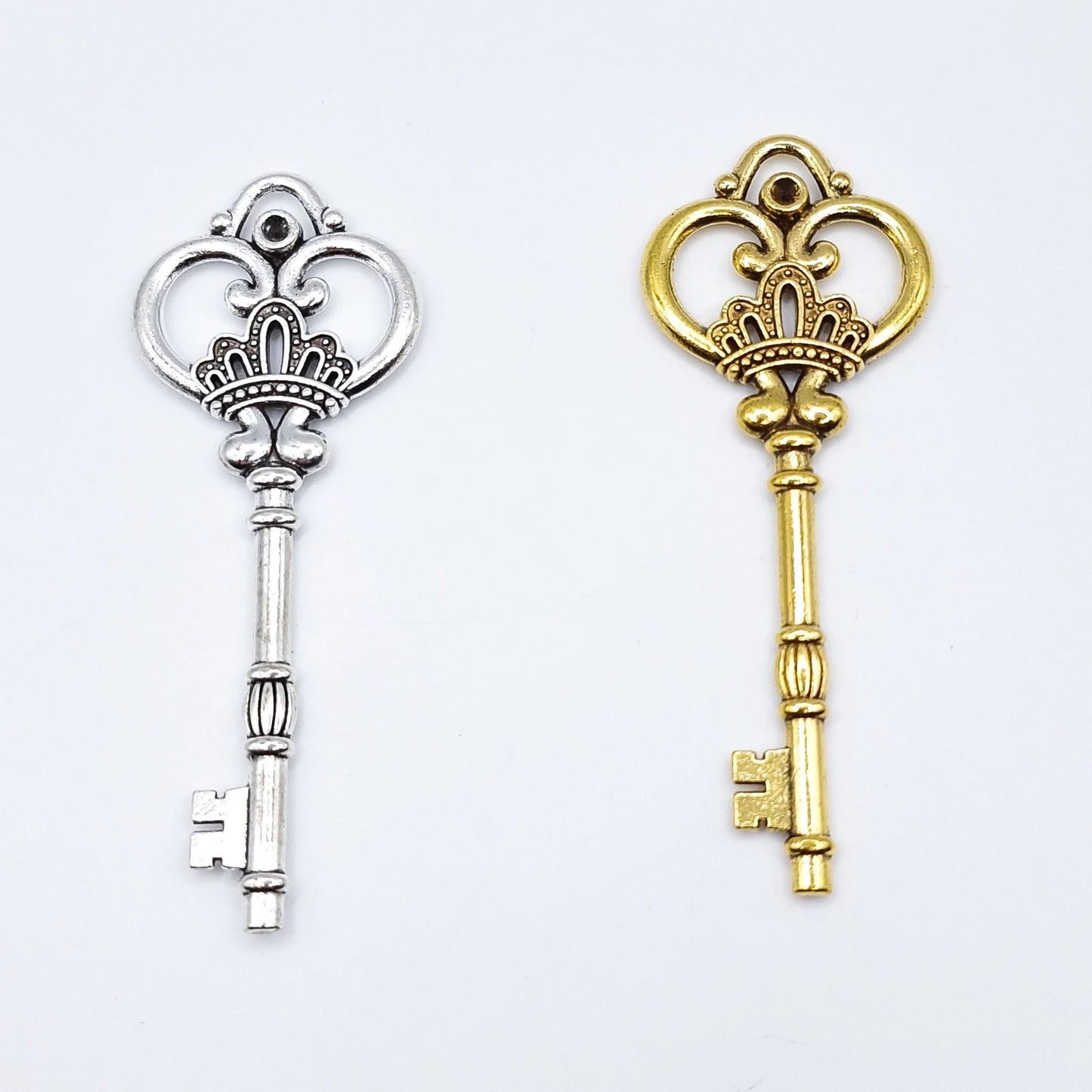 Pendentif GRANDE CLE