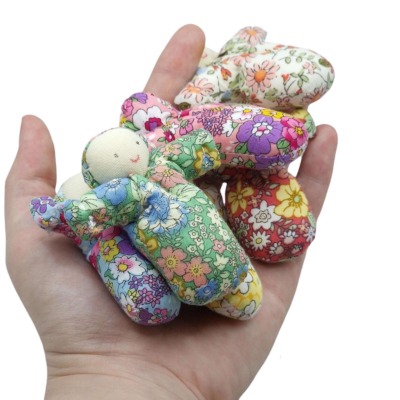 Poupées Artisanales pour Dissiper les Soucis