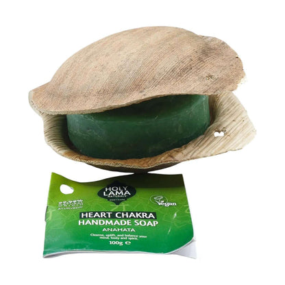 Savon Holy Lama en Feuille de Palmier Chakra Coeur